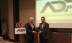 AGC Başkanı İdris Taş: "Basını güçlü ülkeler, aynı zamanda sosyal refahı, gelişmişliği de yüksek ülkelerdir"