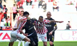 Trendyol Süper Lig: Antalyaspor: 2 - İstanbulspor: 2 (Maç sonucu)