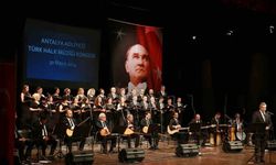 Antalya Adliyesi Türk Halk Müziği Korosu’ndan unutulmaz konser