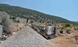 Demre Yatıkardıç Yayla yolu yenileniyor