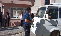 Jandarma ve polis ekiplerinden okul servislerine denetim