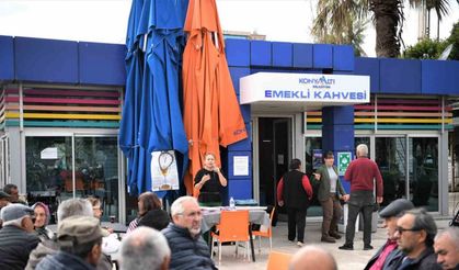 Emekli kahvelerinde kanser farkındalığı programı