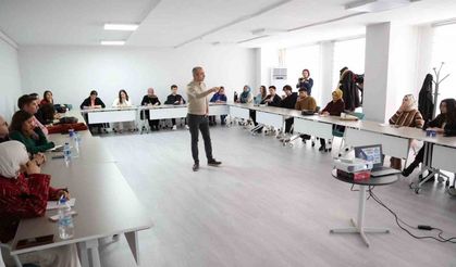 Gençlere e-ticaret eğitimi verildi