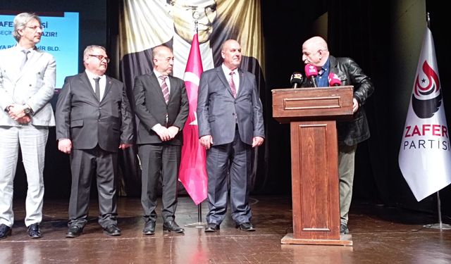 Zafer Partisi Genel Başkanı Özdağ, belediye başkan adaylarını tanıttı