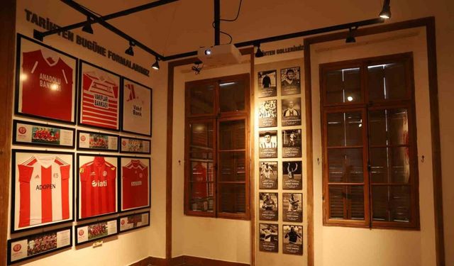 Antalyaspor Tarihi Tanıtım Salonu ziyarete açıldı