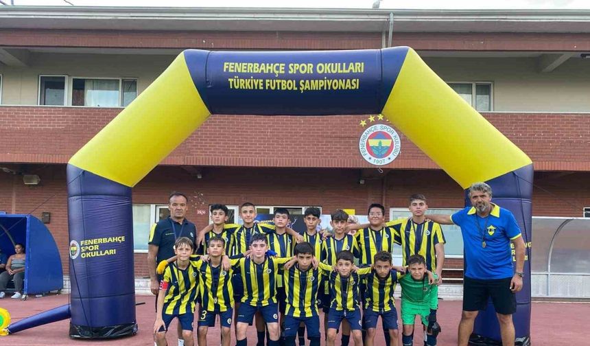 Manavgat Fenerbahçe Futbol Okulları, 12 yaş kategorisinde Türkiye 3.sü oldu